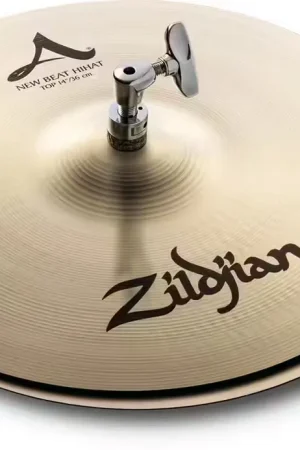 Achetez dès maintenant - Zildjian A0133 - A-series 14" New Beat Hi Hat
