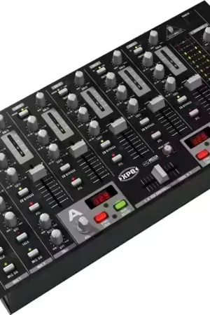 Nouveau produit | Behringer VMX1000 USB
