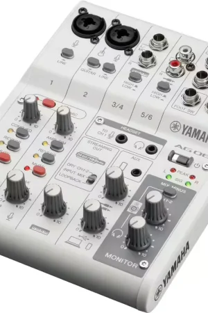 Yamaha AG06 MK2 White | Qualité premium